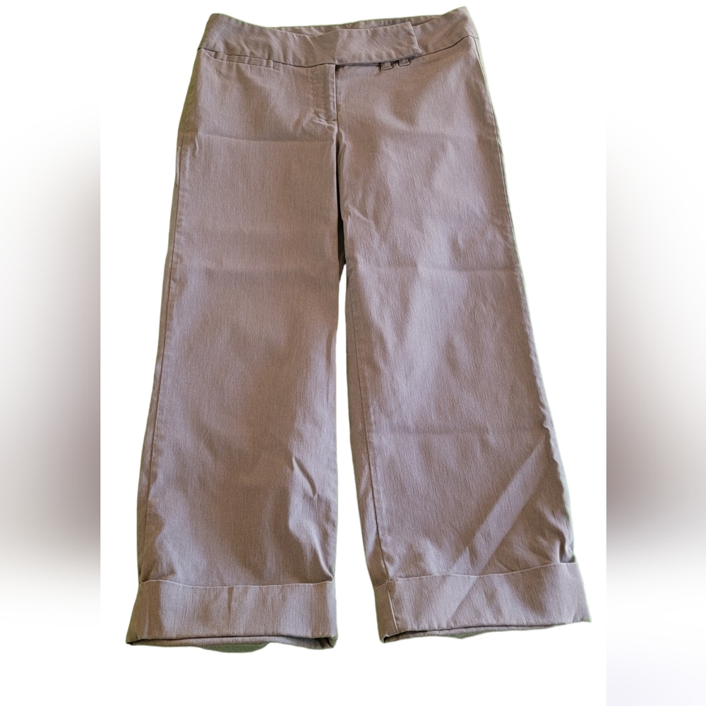 ELLEMENNO Grey Capri Trouser